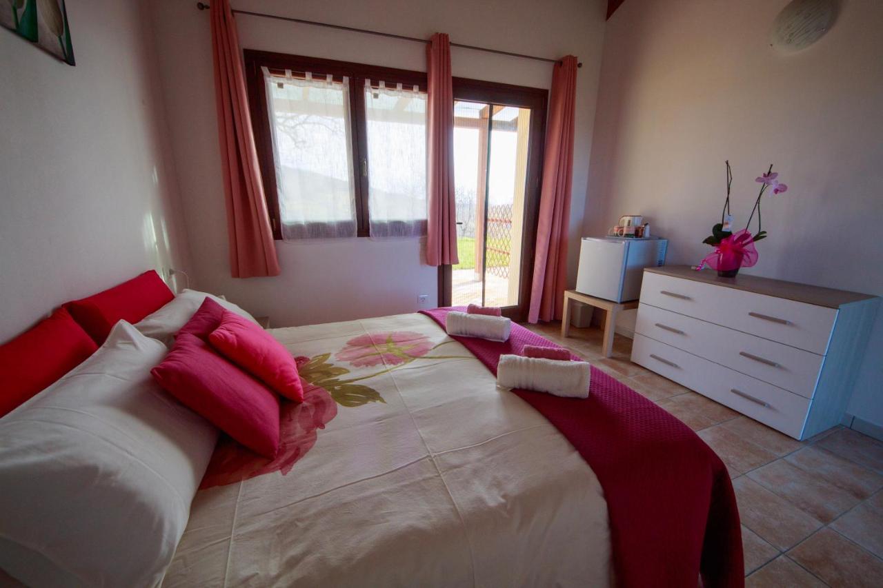 Agriturismo Poggio Monte ซาตูร์เนีย ภายนอก รูปภาพ