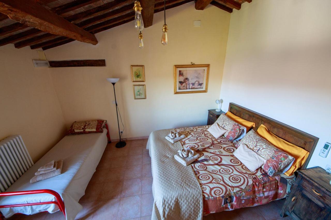 Agriturismo Poggio Monte ซาตูร์เนีย ภายนอก รูปภาพ