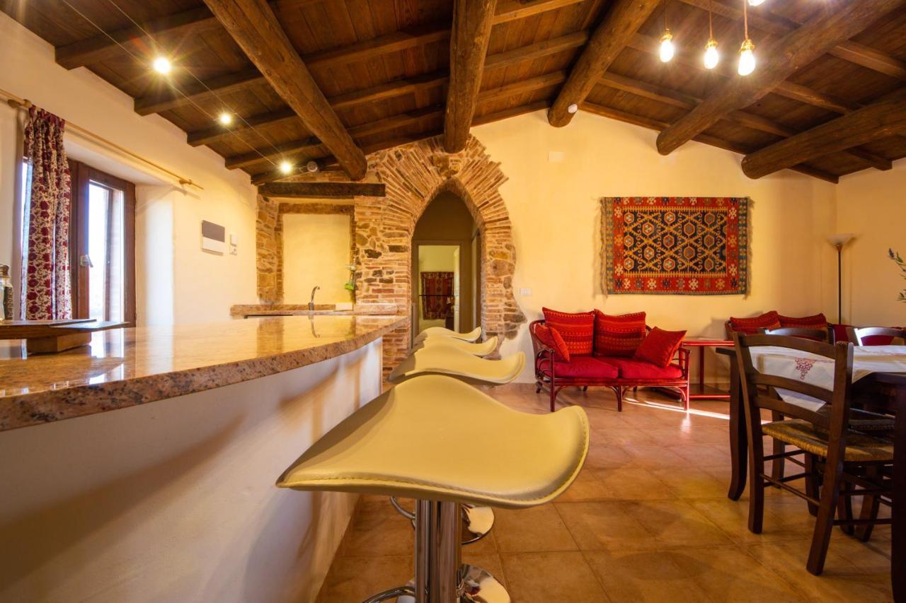 Agriturismo Poggio Monte ซาตูร์เนีย ภายนอก รูปภาพ